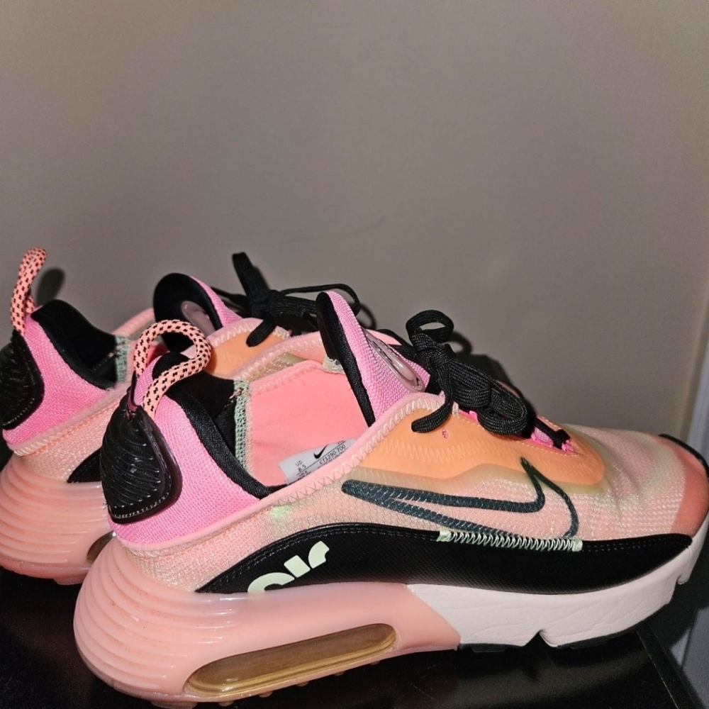 Womens Nike AIR MAX 2090 SE Training Shoes "3M" CW8611-800 -